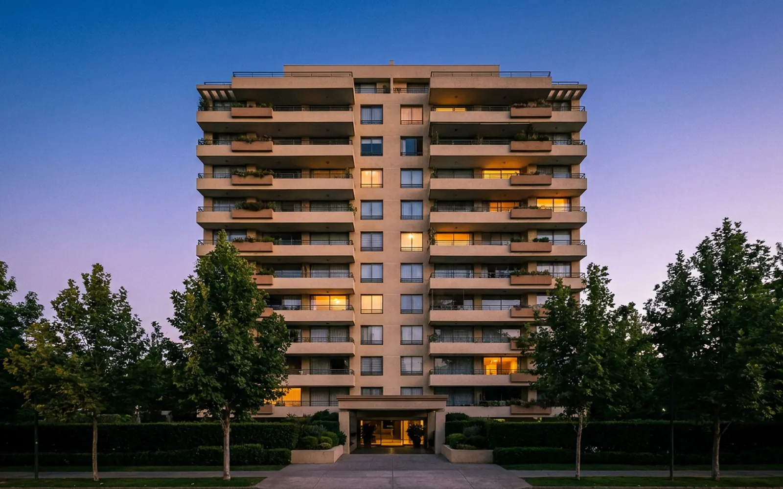 Imagen referencial de un edificio residencial en Av. Cristóbal Colón, Las Condes