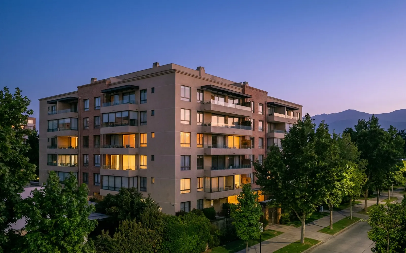 Imagen referencial de un edificio residencial en Hernán Cortés, Ñuñoa
